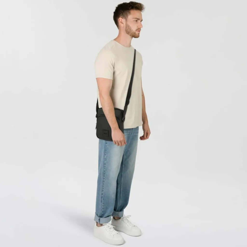 Outlet Boss Oryo Mini Bag Umhängetasche 17 cm black