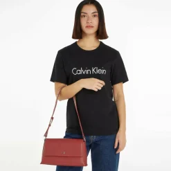 New Calvin Klein CK Daily Schultertasche 28 cm biking red