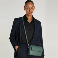 Online Calvin Klein CK Linear Umhängetasche 20.5 cm palm green