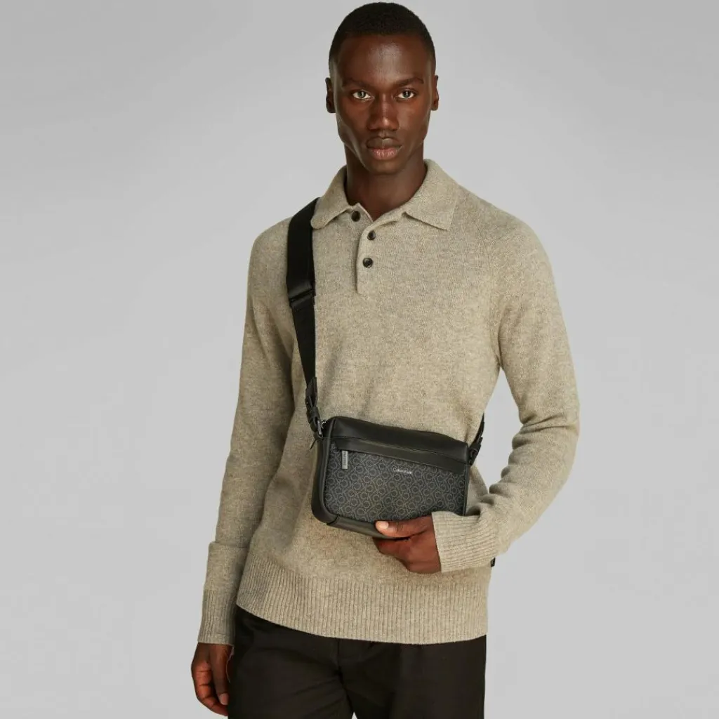 Calvin Klein Umhängetaschen<CK Mixmedia Umhängetasche 20.5 cm black