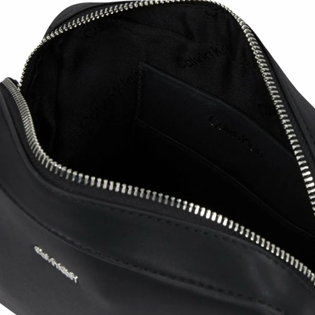 Calvin Klein CK Mixmedia Umhängetasche 22 cm