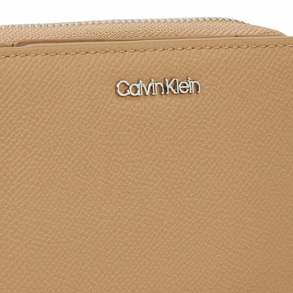 Damen Calvin Klein CK Must Geldbörse 12 cm
