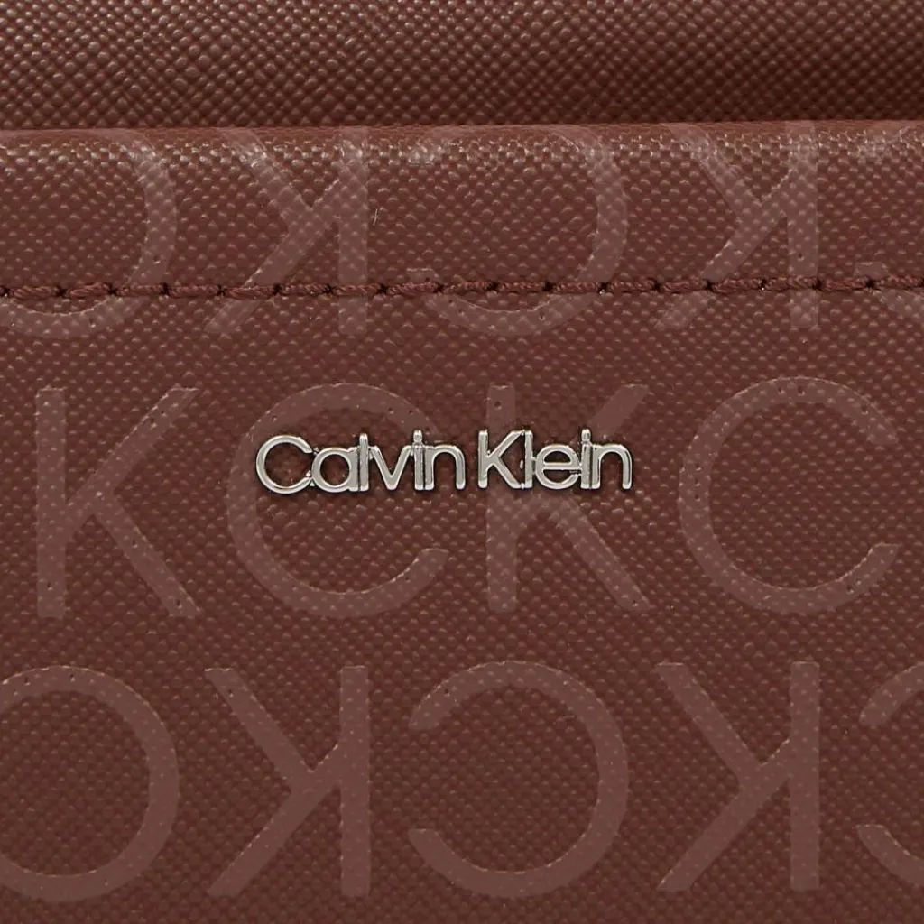 Calvin Klein Schultertaschen<Ck Must Schultertasche 22.5 cm cioccolate lab monogram
