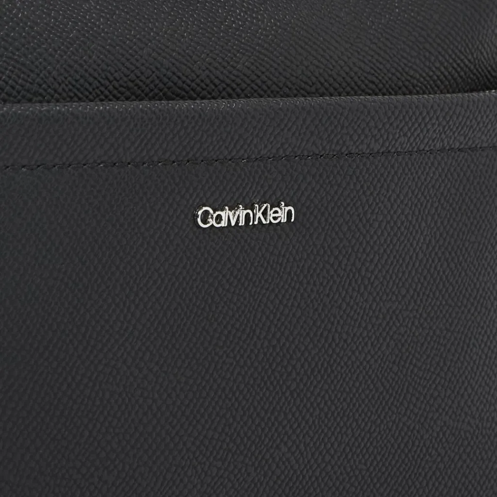 Calvin Klein Schultertaschen<CK Must Schultertasche 22 cm black
