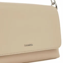 Online Calvin Klein Ck Must Schultertasche 27 cm brown