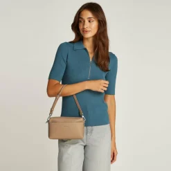 New Calvin Klein CK Must Schultertasche 22 cm amphora