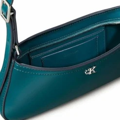 Sale Calvin Klein CK Small Schultertasche 27 cm green
