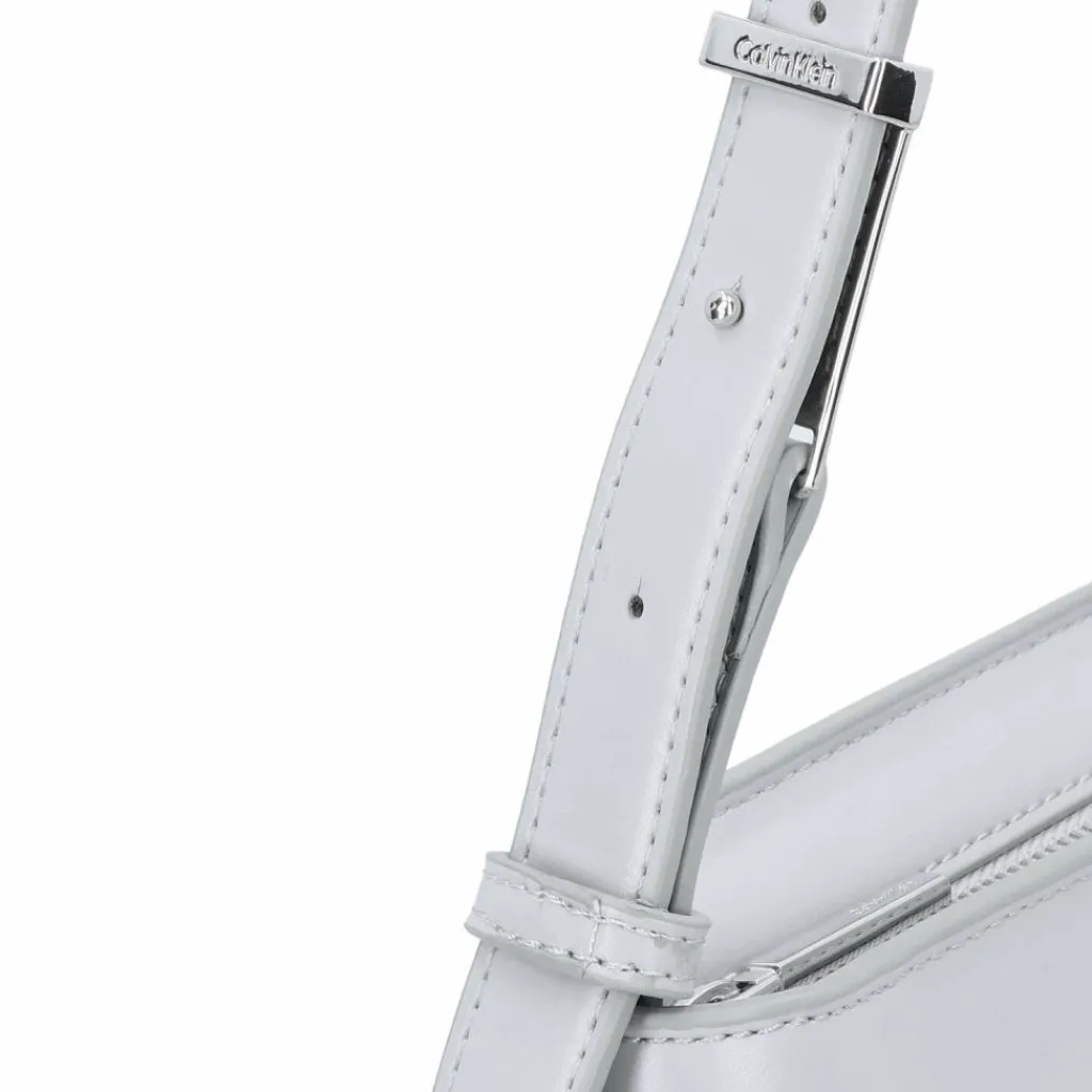 Calvin Klein Embossed Schultertasche 31 cm