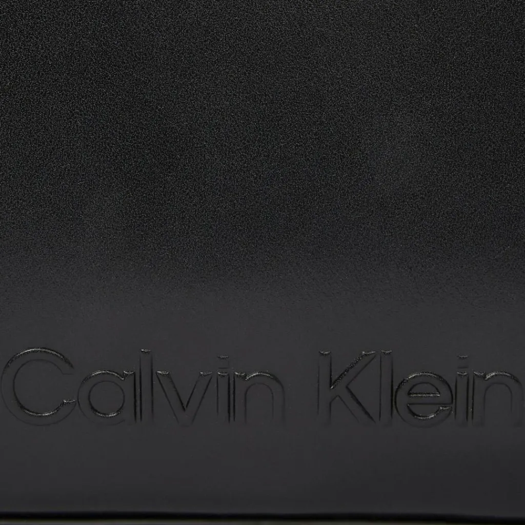 Best Calvin Klein Embossed Umhängetasche 22.5 cm black