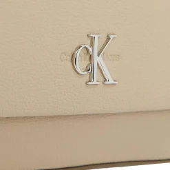 Calvin Klein Jeans Minimal Monogram Schultertasche 25 cm