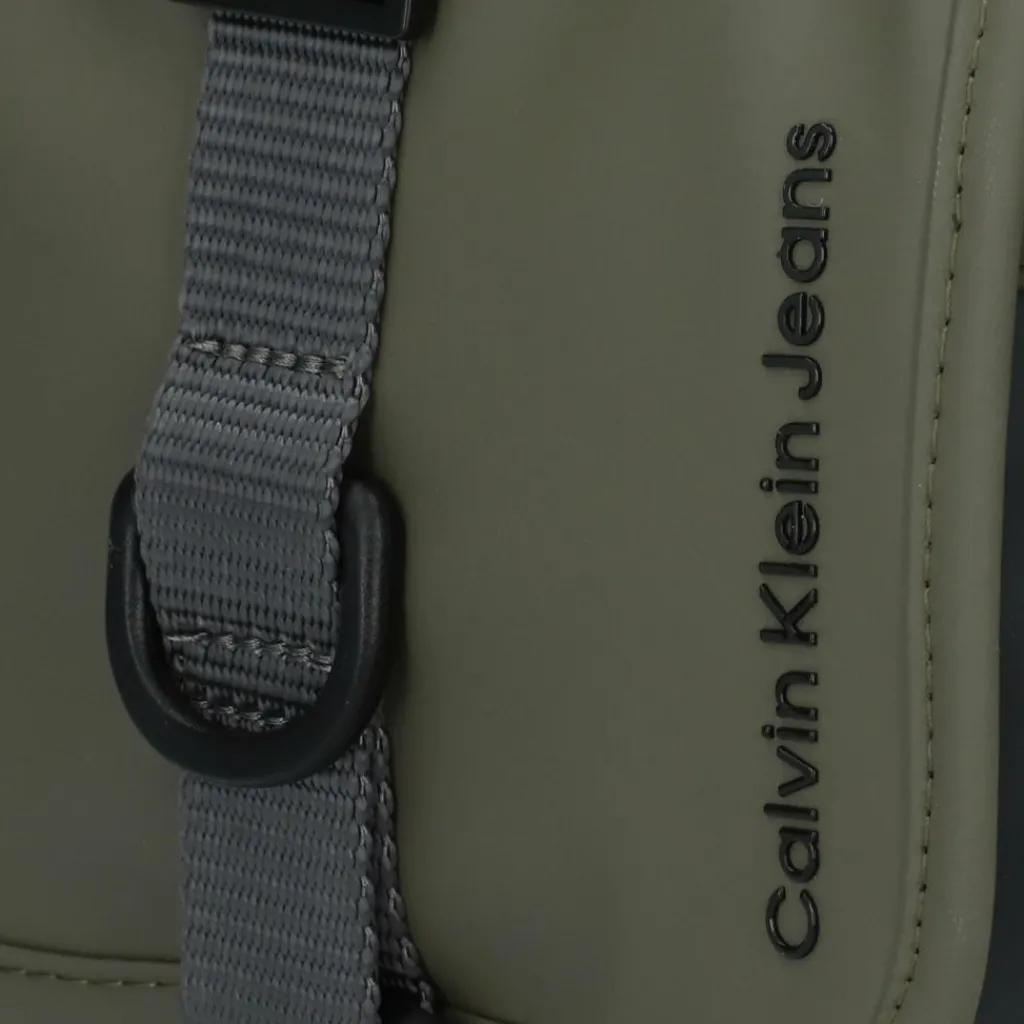 Calvin Klein Jeans Utilitarian Umhängetasche 17 cm