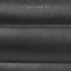Calvin Klein Umhängetaschen<Line Quilt Umhängetasche 22 cm ck black
