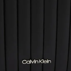 Calvin Klein Umhängetaschen<Mini Line Quilt Umhängetasche 19.5 cm black