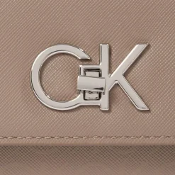 Calvin Klein Umhängetaschen<Re-Lock Umhängetasche 20 cm cinder monogram