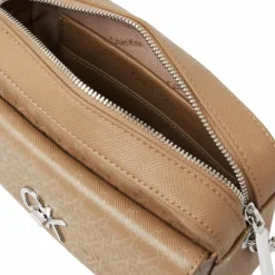 Sale Calvin Klein Re-Lock Umhängetasche 21 cm beige