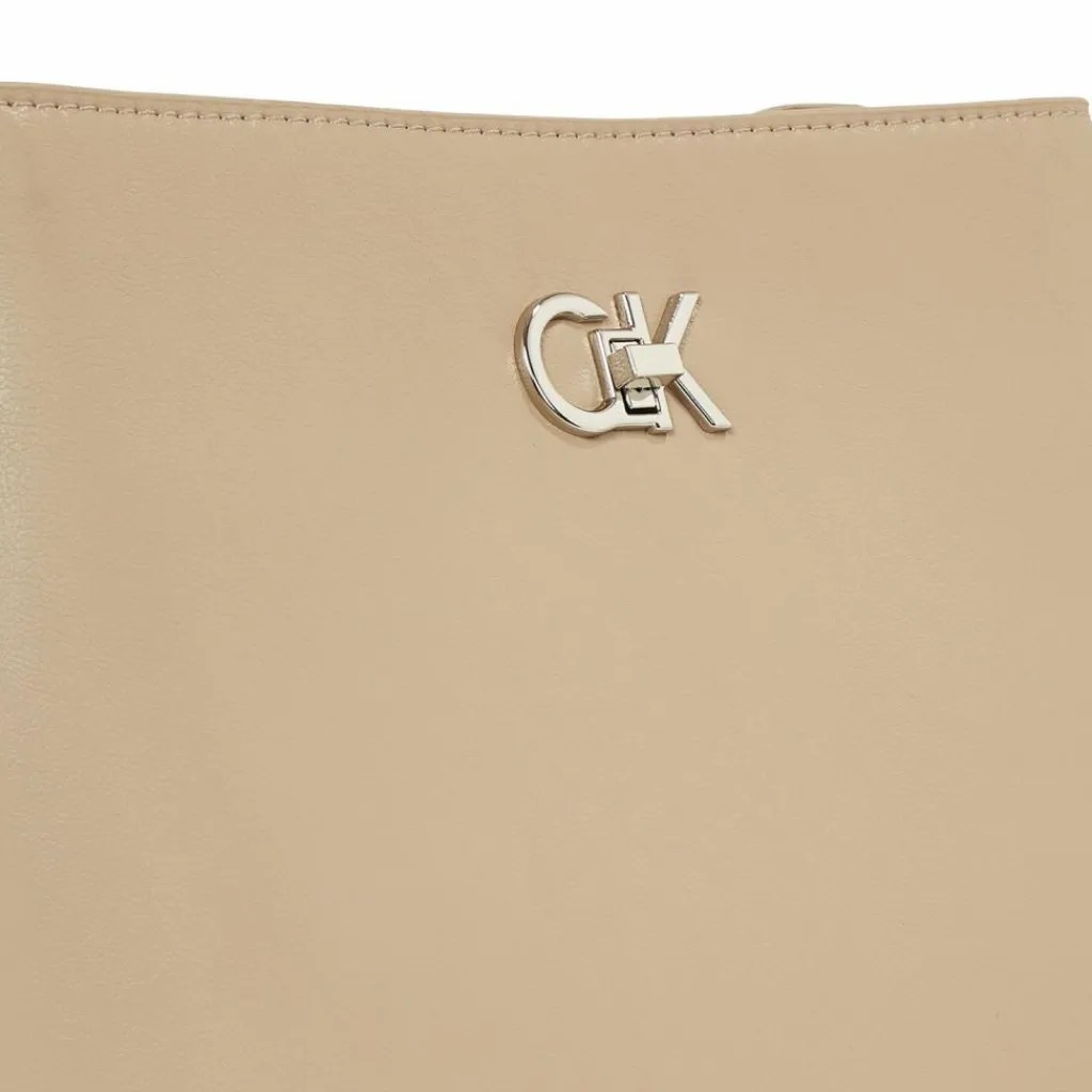 Calvin Klein Re-Lock Umhängetasche 25 cm brown