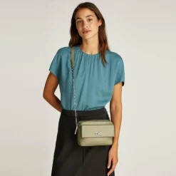 Calvin Klein Umhängetaschen<Re-Lock Umhängetasche 21 cm green