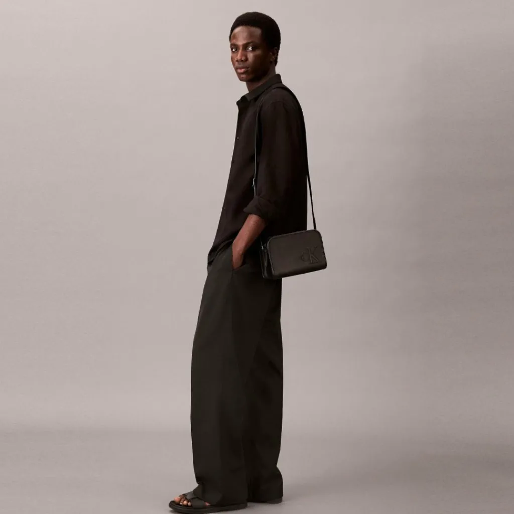 Calvin Klein Umhängetaschen<Sculpted Umhängetasche 22.5 cm black