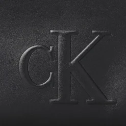 Calvin Klein Umhängetaschen<Sculpted Umhängetasche 22.5 cm black