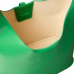 Calvin Klein Stone Lock Schultertasche S 25 cm