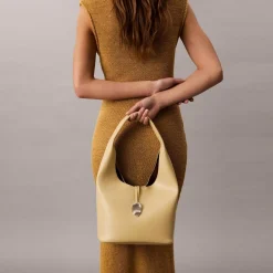 Calvin Klein Henkeltaschen|Schultertaschen<Stone Lock Schultertasche S 25 cm parsnip