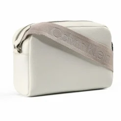 Calvin Klein Umhängetaschen<Ultralight Umhängetasche 20 cm lily white
