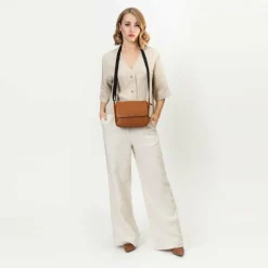 Farmhood Umhängetaschen<Memphis Umhängetasche Leder 22 cm cognac