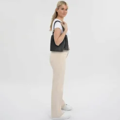 Furla Henkeltaschen|Schultertaschen<Nuvola Schultertasche Leder 21 cm nero