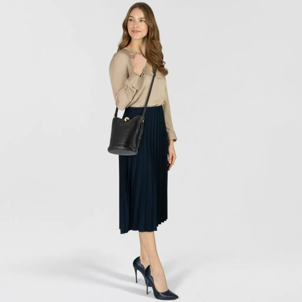 Furla Umhängetaschen<Sfera Soft Umhängetasche Leder 18 cm nero