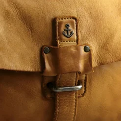 Harbour 2nd Umhängetaschen<Anchor Love Rosi Umhängetasche Leder 25 cm oriental mustard
