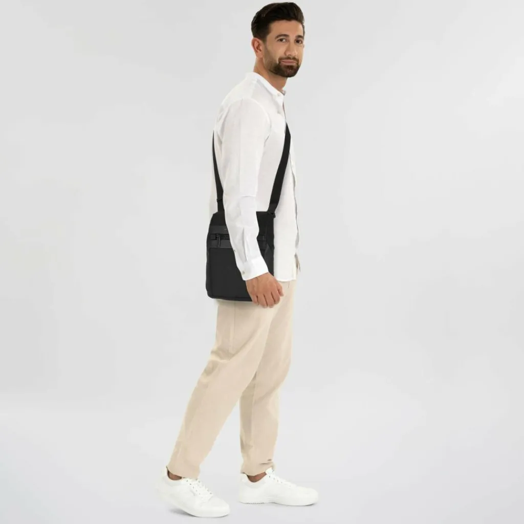 Best Piquadro Woody Umhängetasche 22 cm black