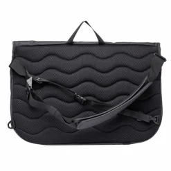 Sandqvist Stream Messenger 44 cm Laptopfach black
