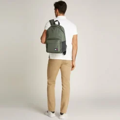 Online Tommy Hilfiger Jeans TJM Daily Daypack 42 cm green