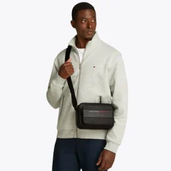 Tommy Hilfiger Umhängetaschen<TH Foundation Umhängetasche 21 cm black