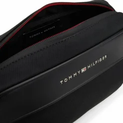 Online Tommy Hilfiger TH Foundation Umhängetasche 24 cm black